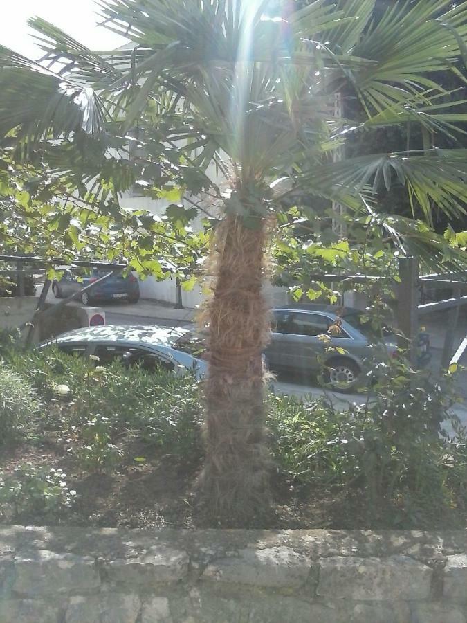 Apartmani Maric Selce Exterior foto
